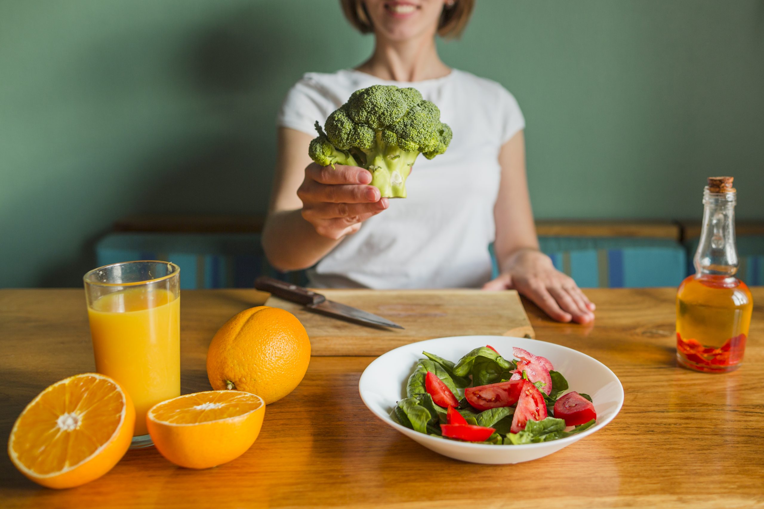 Benefits of a prediabetes diet including blood sugar control, weight loss, and improved insulin sensitivity