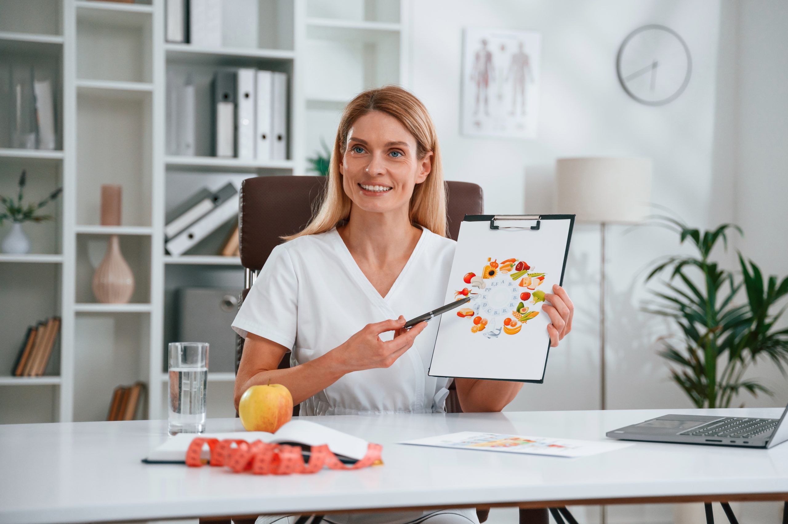 Preparing a vitamin B12 shot at Just Lose Weight MD